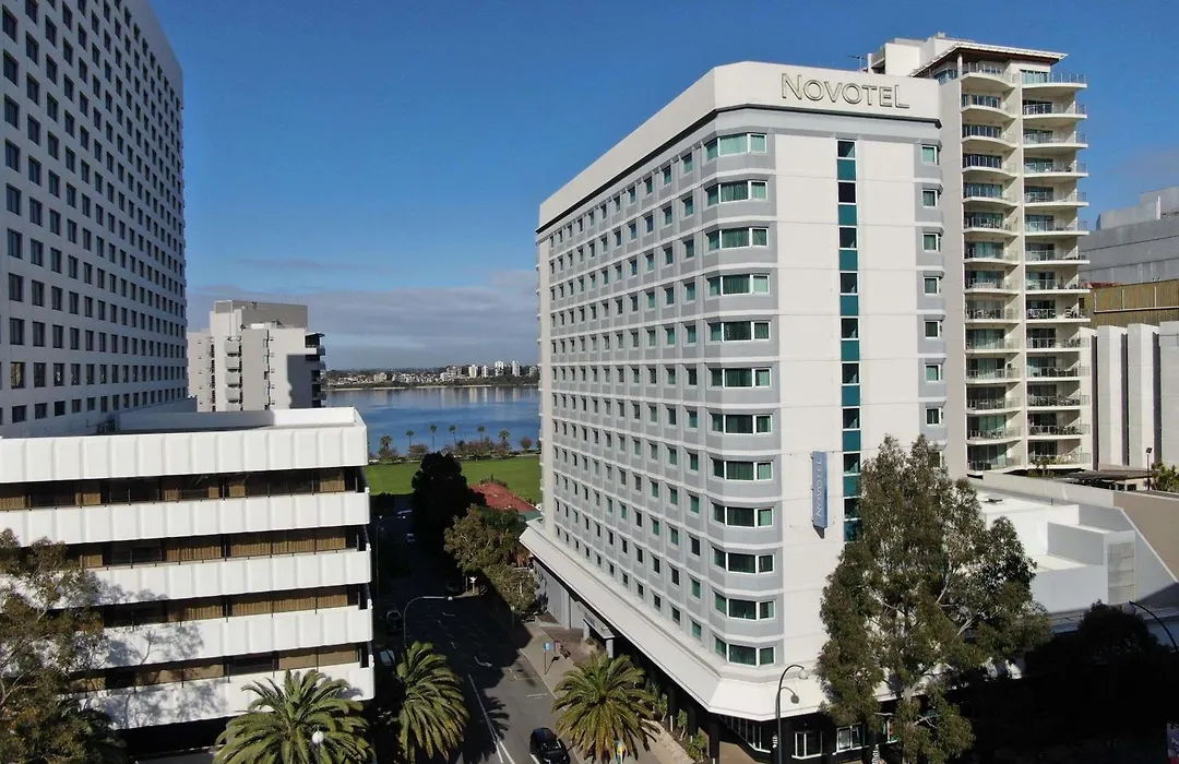 Novotel Perth Langley-1
